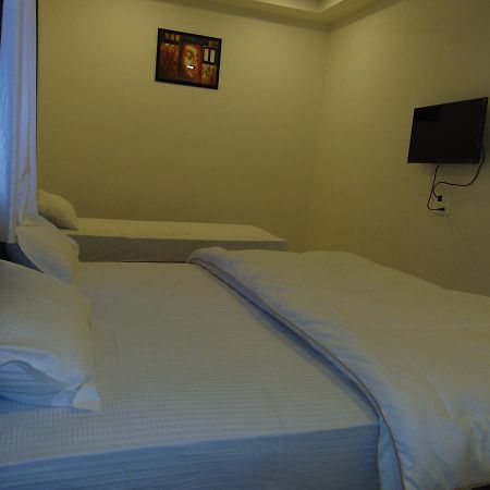 Hotel Kalajanki Ujjain Ngoại thất bức ảnh